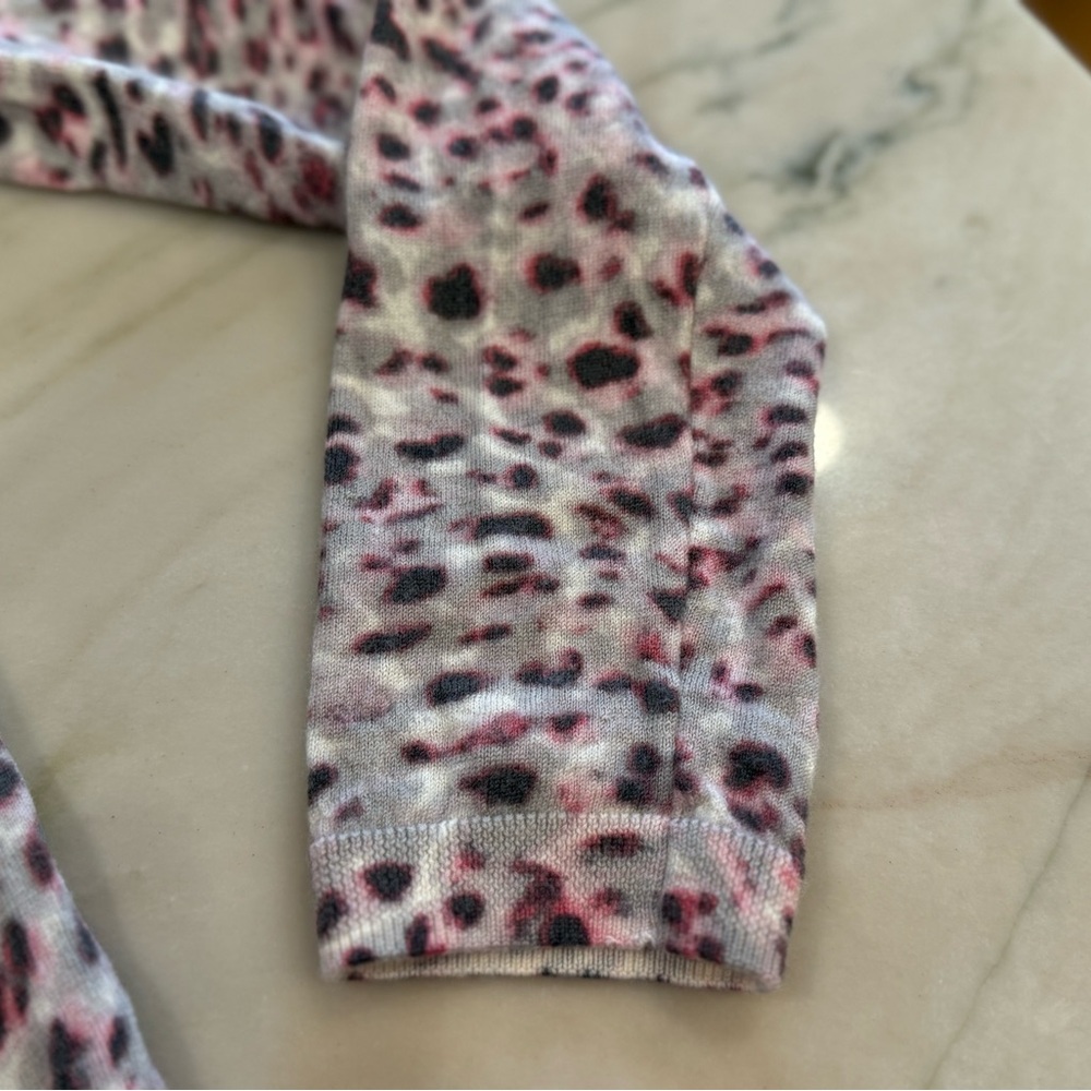 Talbots Charming Cardigan Animal Print Sz M - Picture 6 of 8